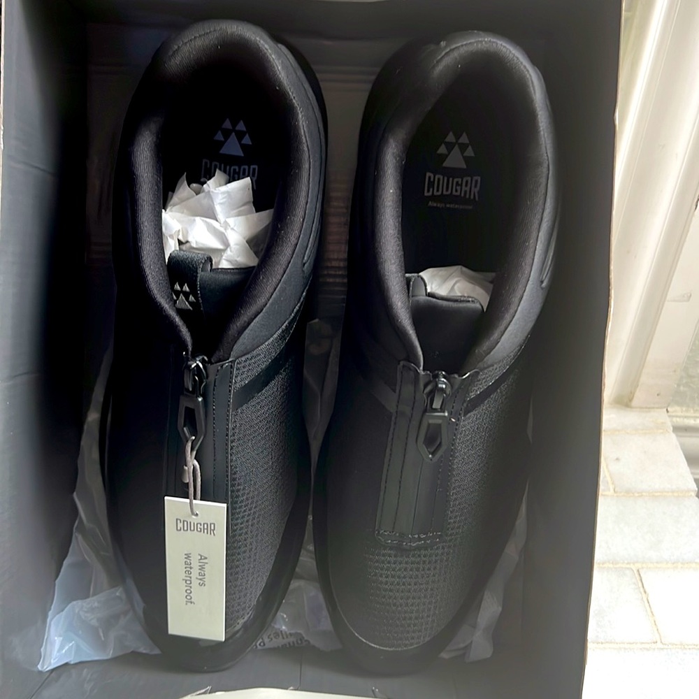 **New** Cougar Women’s Rave Zipper platform Running Sneakers -black